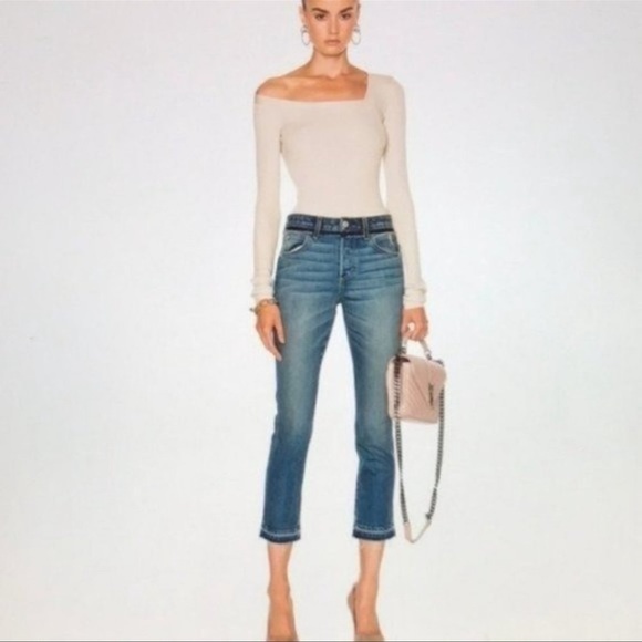 AMO Babe Cropped Button Fly Jeans in Rio Vista - Picture 4 of 6